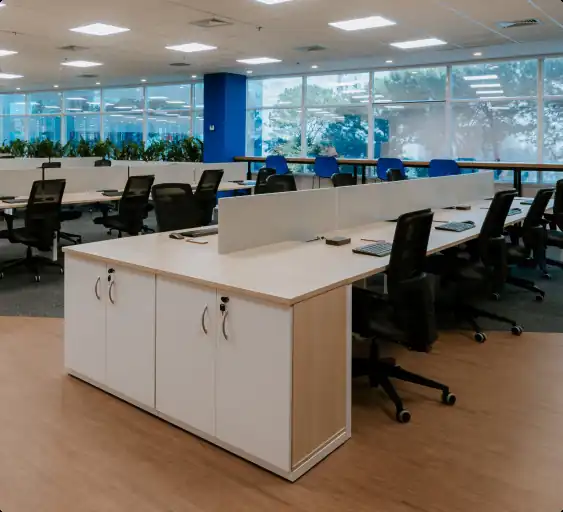 Área de staff do escritório da Vestas, projetada e executada pela Custódio. Escritório de arquitetura especializado em obras corporativas e reformas de escritório Turnkey com design funcional e sustentável.